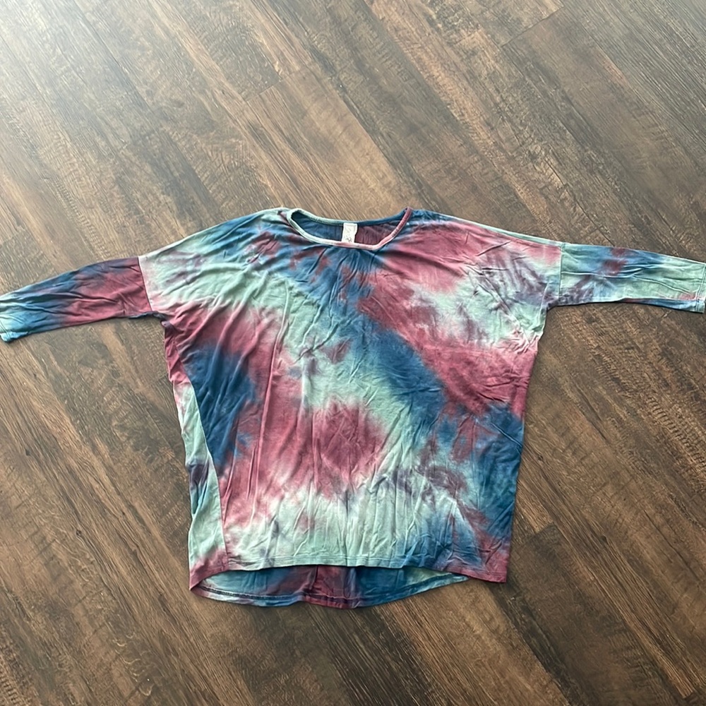 Crepas tie dye 3/4 length shirt